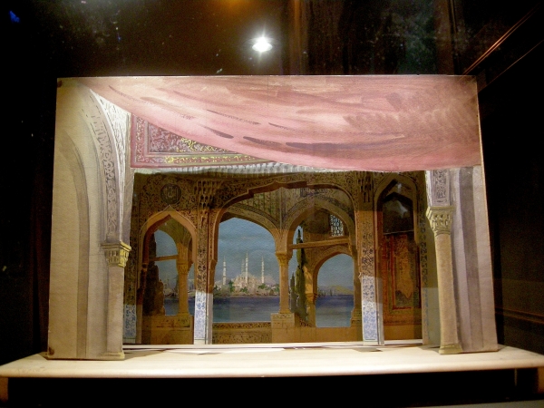 Театральные макеты 19-го века (новая экспозиция театрального музея СПБ) (Фото 17)