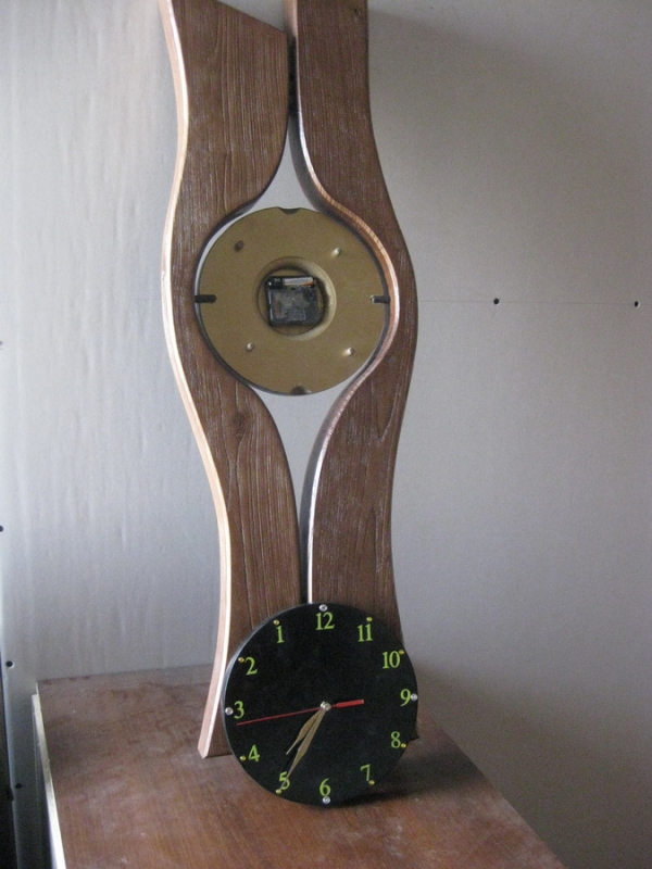Часы с двойным циферблатом (Фото 4)