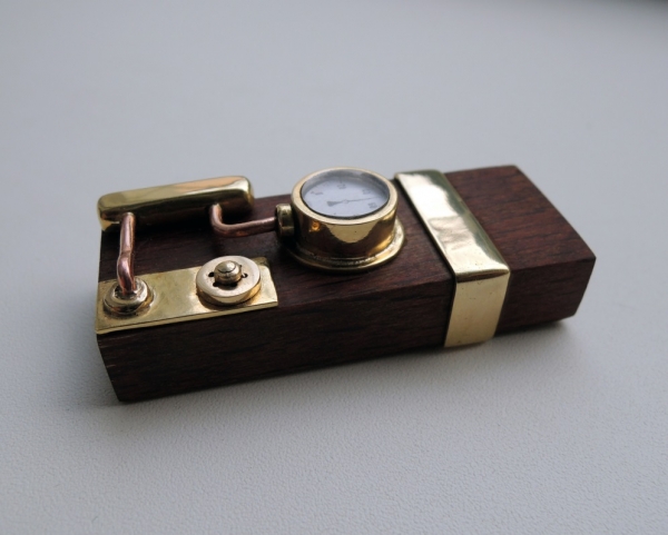 Флешка LJ-1 Wood