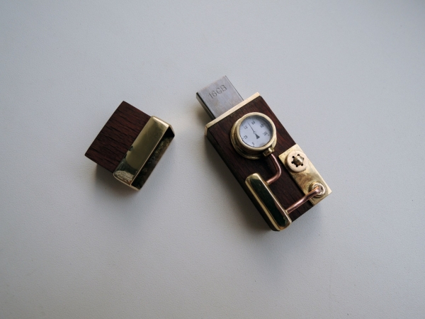 Флешка LJ-1 Wood