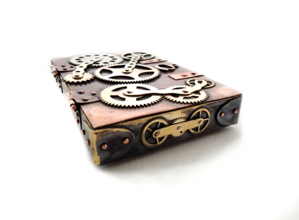 Зажигалка и портсигар в стиле Clockwork