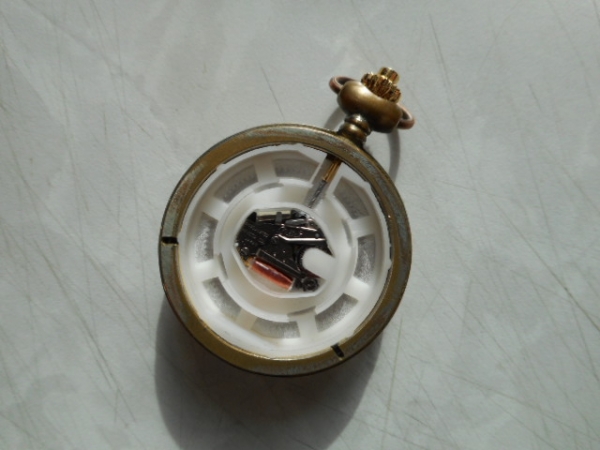 Зажигалка-часы с крышкой