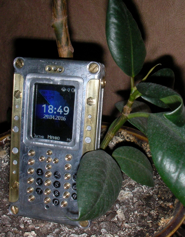 Мобильный телефон V.2 Fibonacci