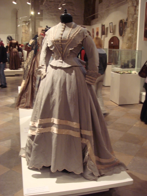 На выставке "Мода Викторианской эпохи" - платья и аксессуары 1830 - 1900 годов из собрания Александра Васильева, Париж (Фото 33)