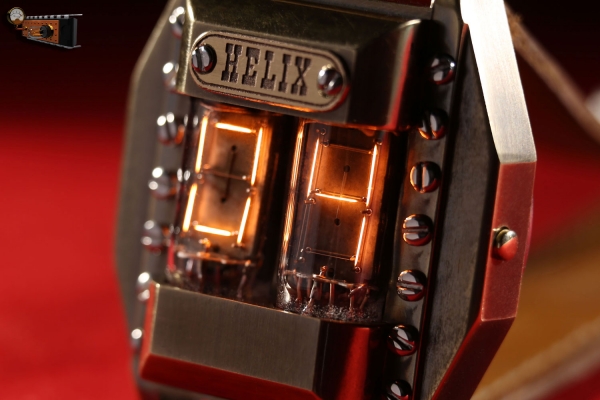 Наручные часы на накальных индикаторах Helix