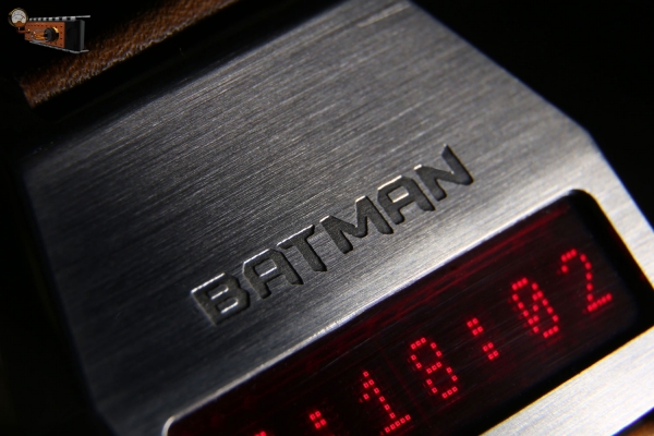 Тематические наручные часы на матричном индикаторе «Бэтмен»