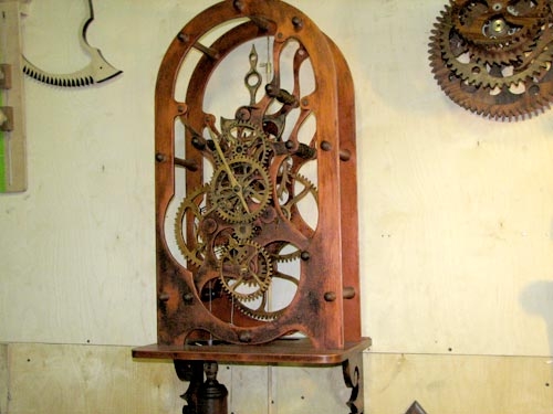 часы настенные ручной работы деревянные творческая группа wood-mechanics