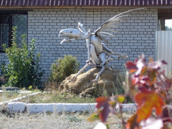 Статуи из металлома-ЗАТО Светлый (Фото 6)