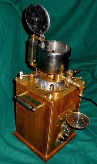 Стимпанк-кофеварка электрическая гейзерная Эгоист