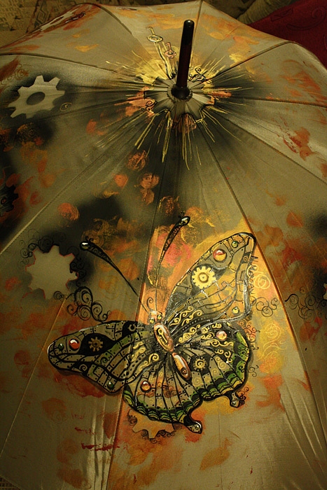 Зонт с авторской росписью в стиле стимпанк "Бабочка" (Фото 6)