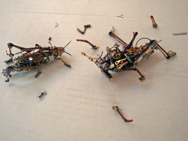 Мои насекомые Steampunk bugs. Они подрались. (Фото 2)