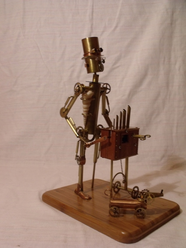 Паровой робот шарманщик (Фото 3)