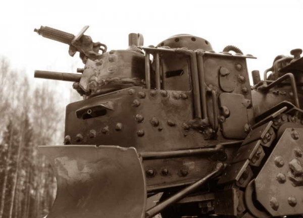Стим-танк, гусеничный бронепоезд. Ко дню Защитника отечества. (Фото 6)