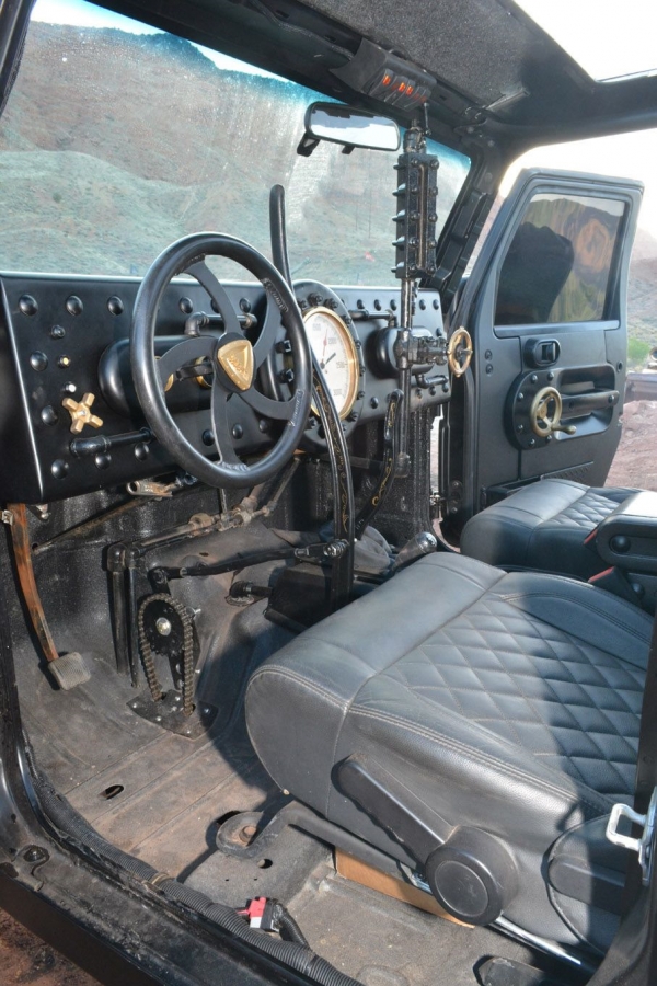 Steam Powered 6x6 Jeep Wrangler