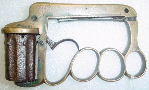 Викторианская эпоха. Бесствольные револьверы, замаскированные под кольцо-печатку (и прочие комбинированные &quot;стволы&quot;) (Фото 38)