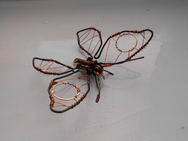 Бабочка из проволоки (Фото 7)