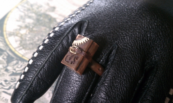 Steampunk кольцо на перчатку одной левой :))) (Фото 5)