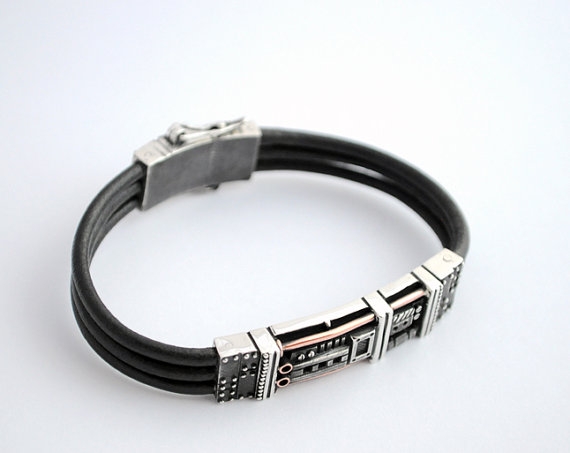 Silver leather bracelet Sustentorumus