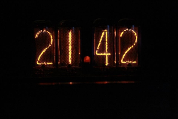 Ламповые часы на ИН-18 (Фото 6)