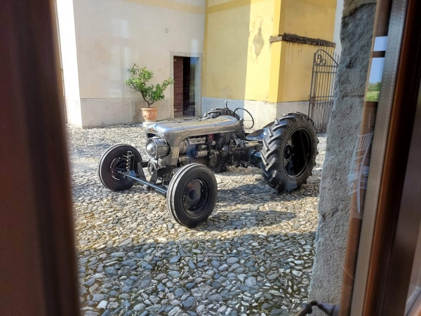 Хот-род из трактора Lamborghini 2R. Немного дизельпанка. Репост.