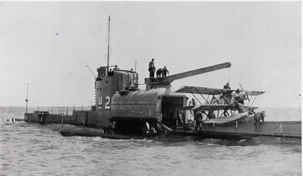 Подводные мониторы, Слоны британского флота