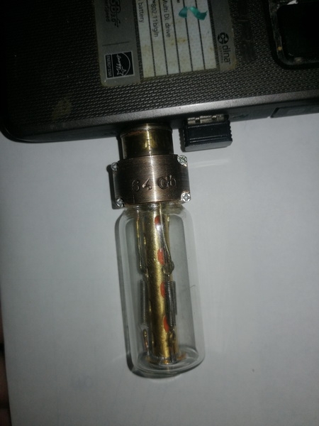 Киберфлешка лампочка Эдисона 64Gb