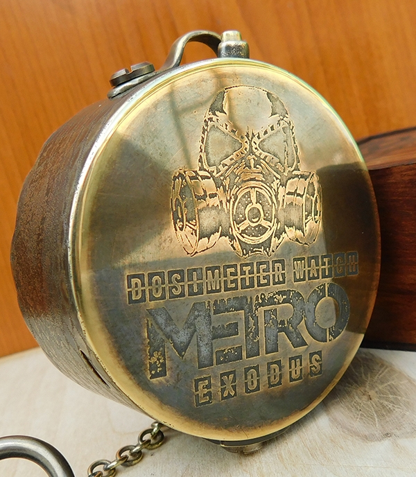 Часы-дозиметр по мотивам METRO Exodus