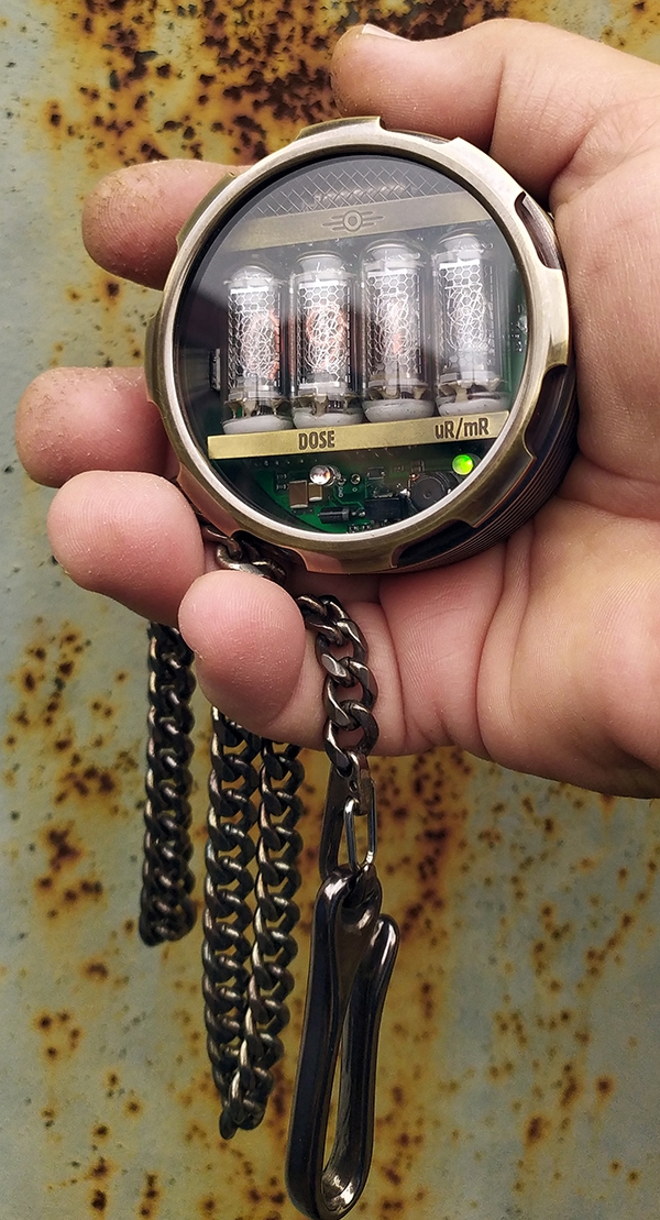 Карманные часы-дозиметр на ГРИ в стиле Fallout