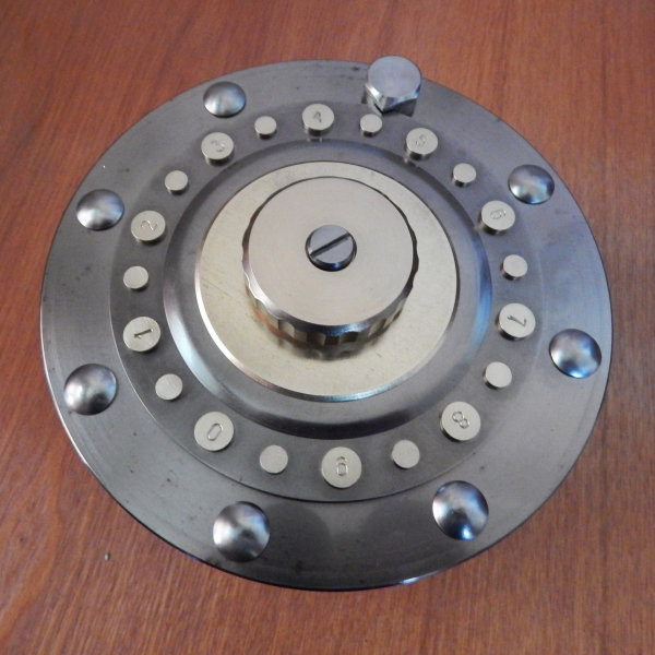 Кодовый сейфовый механизм