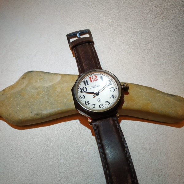 Часы в стиле стимпанк, реинкарнация Ракеты из СССР 106