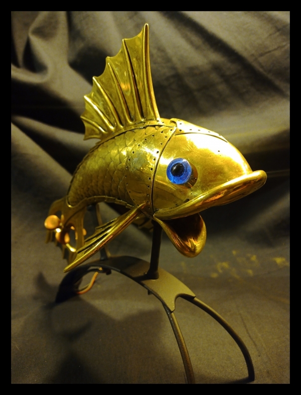 Золотая рыбка (светильник)