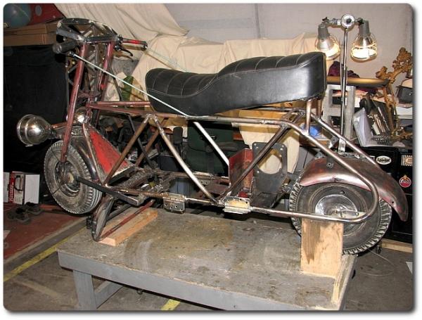 Tom Sepe's Steampunk Motorbike (Фото 4)