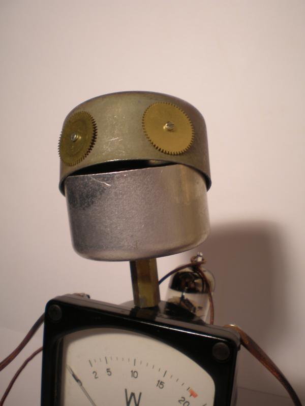 Робот "Гоша" лихой и немного придурковатый (Фото 5)