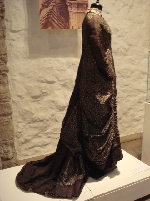 На выставке "Мода Викторианской эпохи" - платья и аксессуары 1830 - 1900 годов из собрания Александра Васильева, Париж (Фото 8)