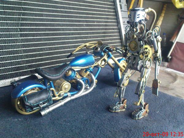 робот байкер в стиле киберпанк (Фото 4)