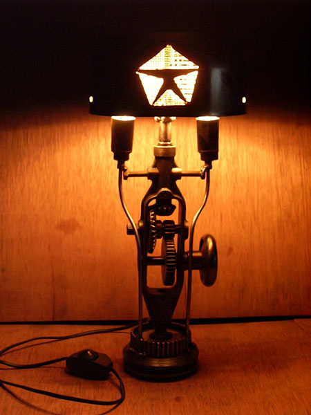 Настольная лампа "Знак качества" (Фото 2)