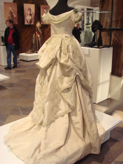 На выставке "Мода Викторианской эпохи" - платья и аксессуары 1830 - 1900 годов из собрания Александра Васильева, Париж (Фото 29)